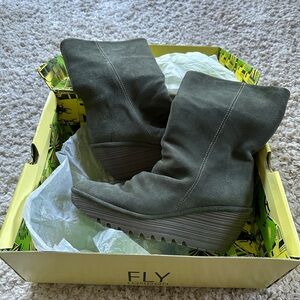 Fly London Women's Suede Ankle Boots